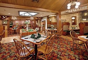 Holiday Inn St. Louis West Six Flags by IHG