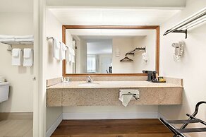 Quality Inn Pelham I-65 exit 246