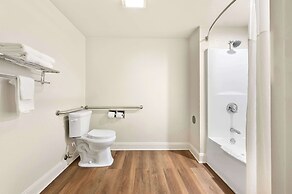 Quality Inn Pelham I-65 exit 246