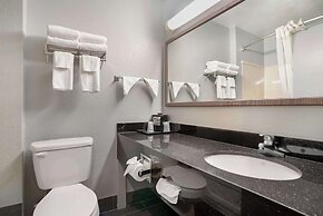 Quality Inn & Suites Birmingham - Highway 280