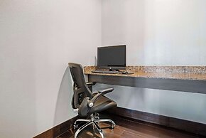 Quality Inn & Suites Birmingham - Highway 280