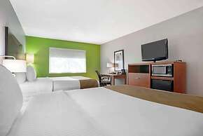 Quality Inn & Suites Birmingham - Highway 280