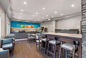 Quality Inn & Suites Birmingham - Highway 280