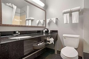 Quality Inn & Suites Birmingham - Highway 280