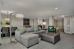 DoubleTree by Hilton at the Entrance to Universal Orlando