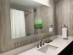 DoubleTree by Hilton at the Entrance to Universal Orlando