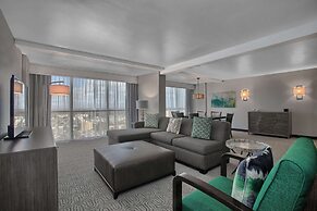 DoubleTree by Hilton at the Entrance to Universal Orlando