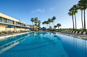 DoubleTree by Hilton at the Entrance to Universal Orlando