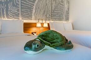 B Ocean Resort Fort Lauderdale Beach