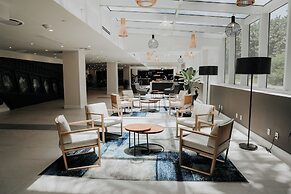 B Ocean Resort Fort Lauderdale Beach