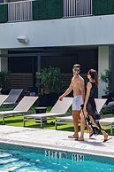 B Ocean Resort Fort Lauderdale Beach