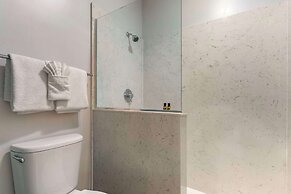 Best Western Plus All Suites Inn