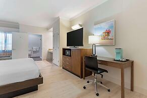 Best Western Plus All Suites Inn