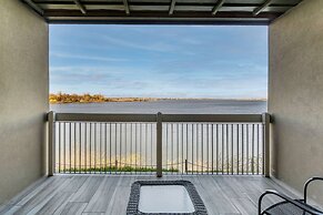 Best Western Plus Lake Front Hotel