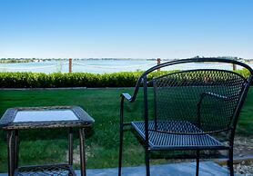 Best Western Plus Lake Front Hotel