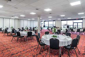 Best Western Plus Lake Front Hotel