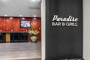 Best Western Plus Lake Front Hotel