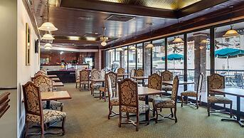 Magnuson Grand Hotel & Conference Center Tyler