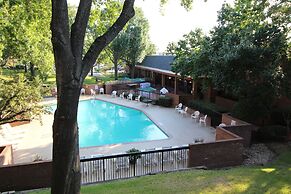 Magnuson Grand Hotel & Conference Center Tyler