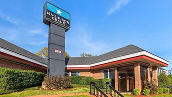 Magnuson Grand Hotel & Conference Center Tyler
