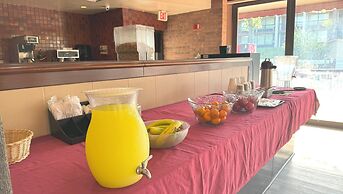 Magnuson Grand Hotel & Conference Center Tyler