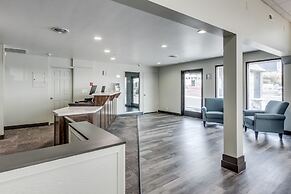 Days Inn & Suites by Wyndham Spokane