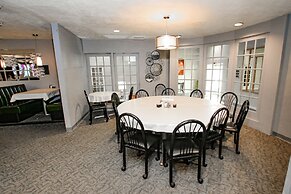 Ramada Hotel & Conference Center by Wyndham Lewiston