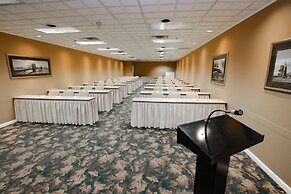 Ramada Hotel & Conference Center by Wyndham Lewiston