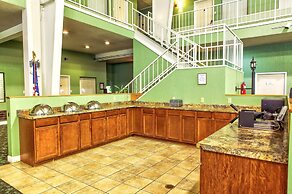 Coratel Inn & Suites By Jasper McCook