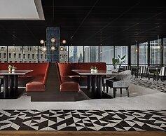 Holiday Inn Chicago Dwtn - The Mart by IHG