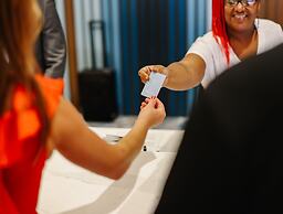 Holiday Inn Chicago Dwtn - The Mart by IHG