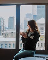 Holiday Inn Chicago Dwtn - The Mart by IHG