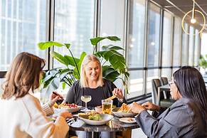 Holiday Inn Chicago Dwtn - The Mart by IHG