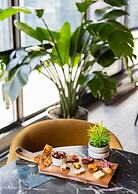 Holiday Inn Chicago Dwtn - The Mart by IHG