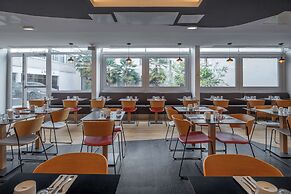 DoubleTree by Hilton Paris Bougival