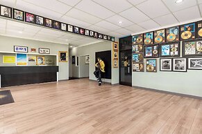 Days Inn by Wyndham Memphis at Graceland