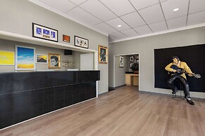 Days Inn by Wyndham Memphis at Graceland