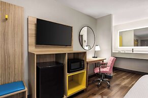 Days Inn by Wyndham Memphis at Graceland