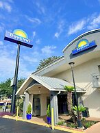 Days Inn by Wyndham Tallahassee University Center