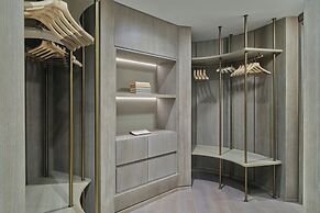 The St. Regis Longboat Key Resort