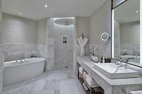 The St. Regis Longboat Key Resort