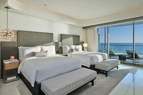 The St. Regis Longboat Key Resort