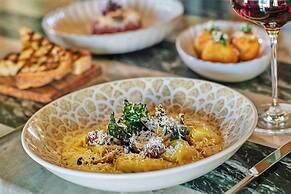 The St. Regis Longboat Key Resort