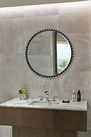 The St. Regis Longboat Key Resort