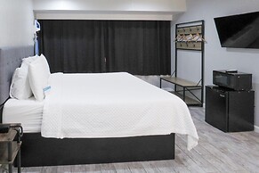 Capri Suites Anaheim