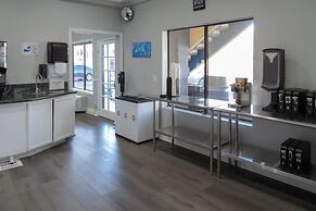 Capri Suites Anaheim