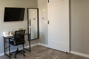 Capri Suites Anaheim