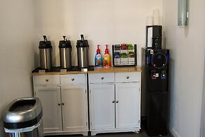 Capri Suites Anaheim