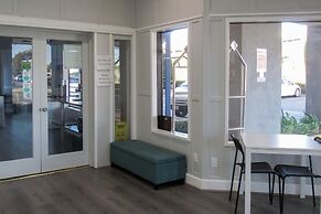 Capri Suites Anaheim