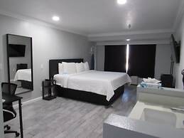 Capri Suites Anaheim